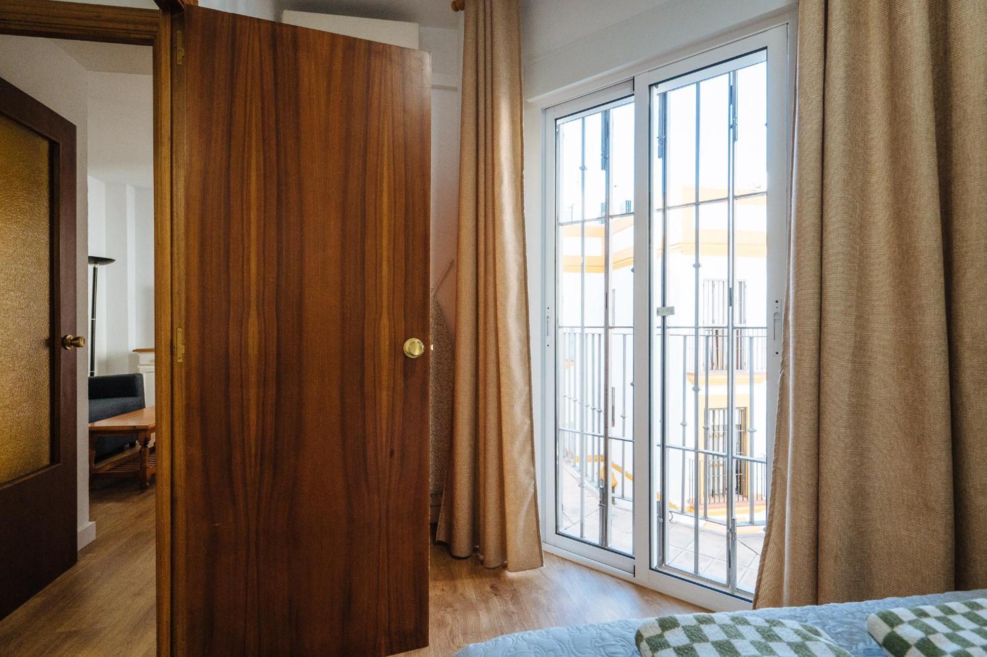 Pilsev Center Apartment Seville Exterior photo